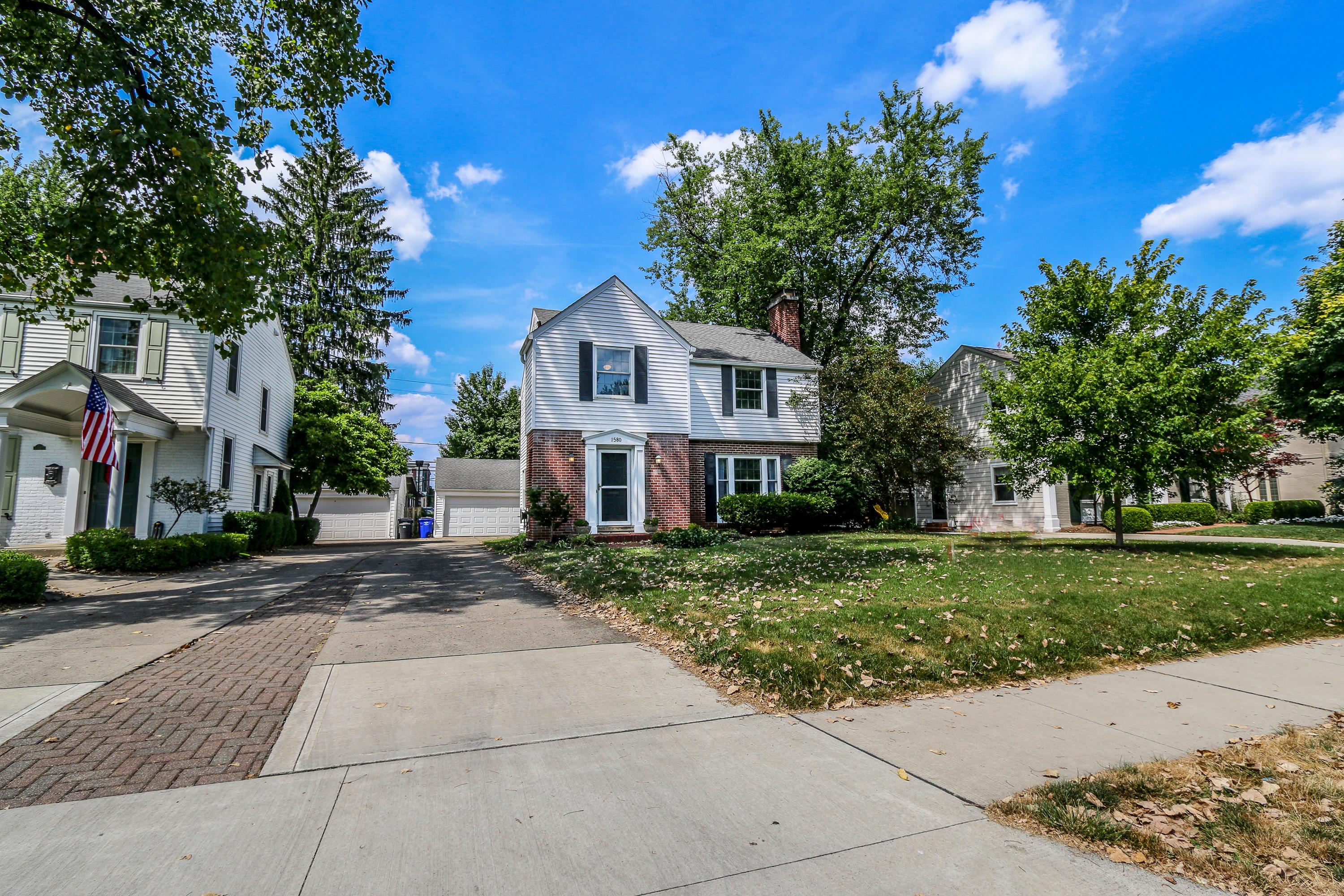 1580 Berkshire Road Upper Arlington, OH 43221 - Photo 6 of 60