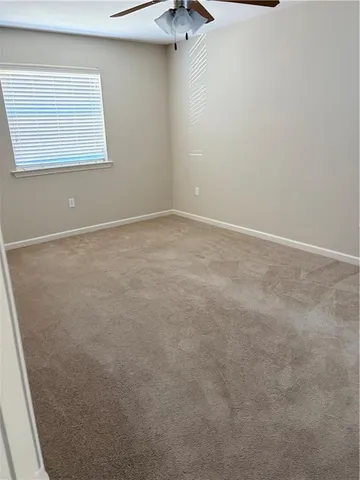 $1,600 | 1309 Carrollton Avenue, Unit 113, Metairie, LA 70005