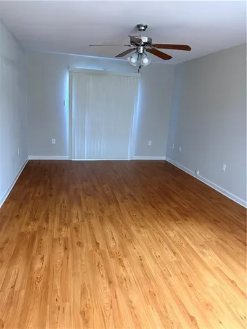 $1,600 | 1309 Carrollton Avenue, Unit 113, Metairie, LA 70005