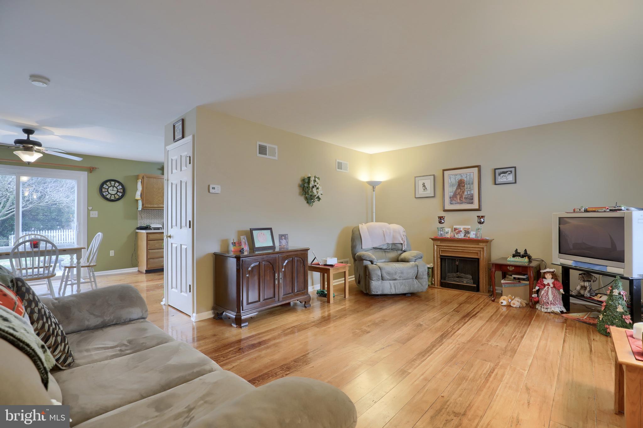 210 Groffdale Road Quarryville, PA 17566 - Photo 2 of 21 Gallery Image 2