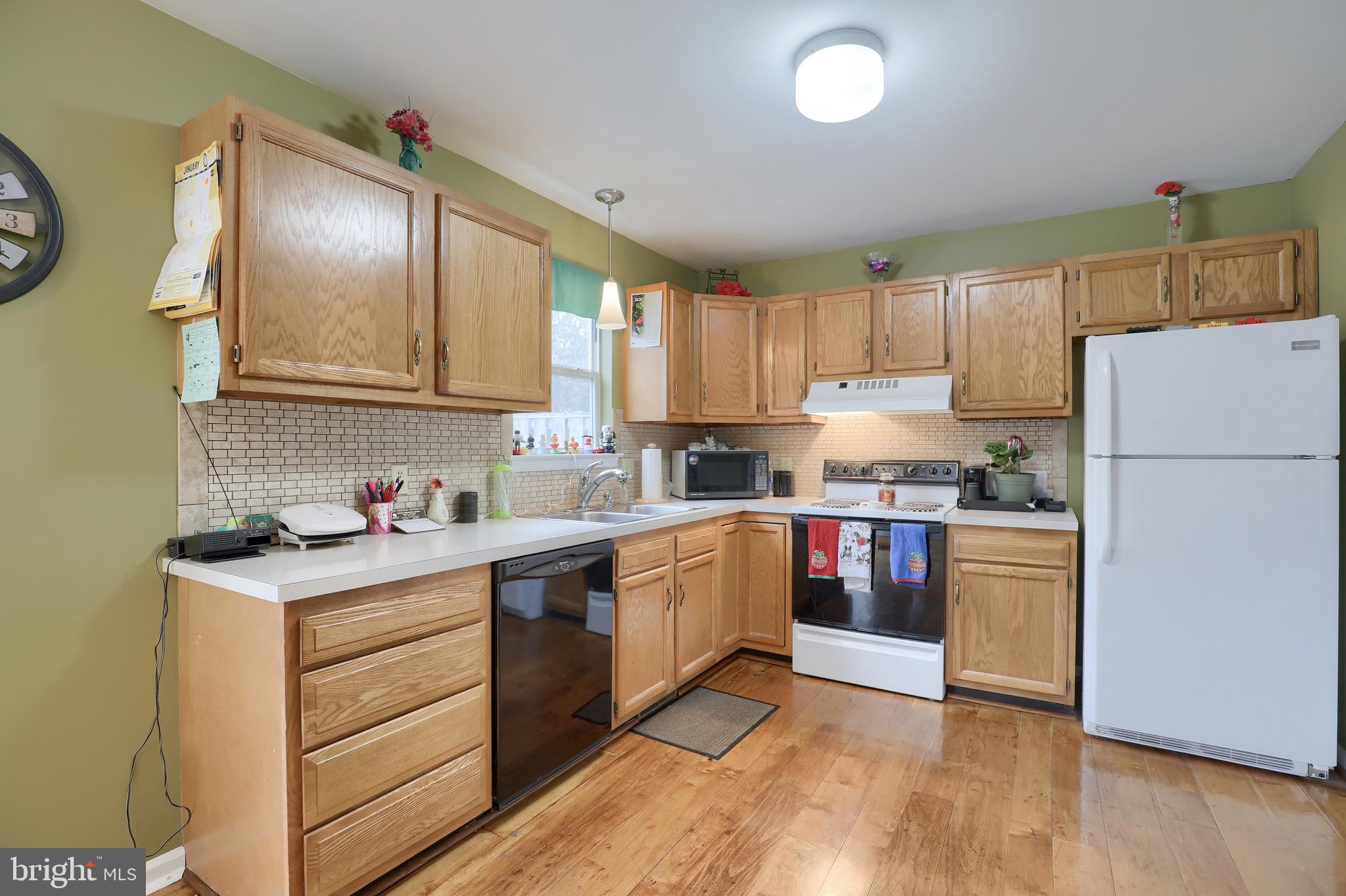 210 Groffdale Road Quarryville, PA 17566 - Photo 11 of 21 Gallery Image 11