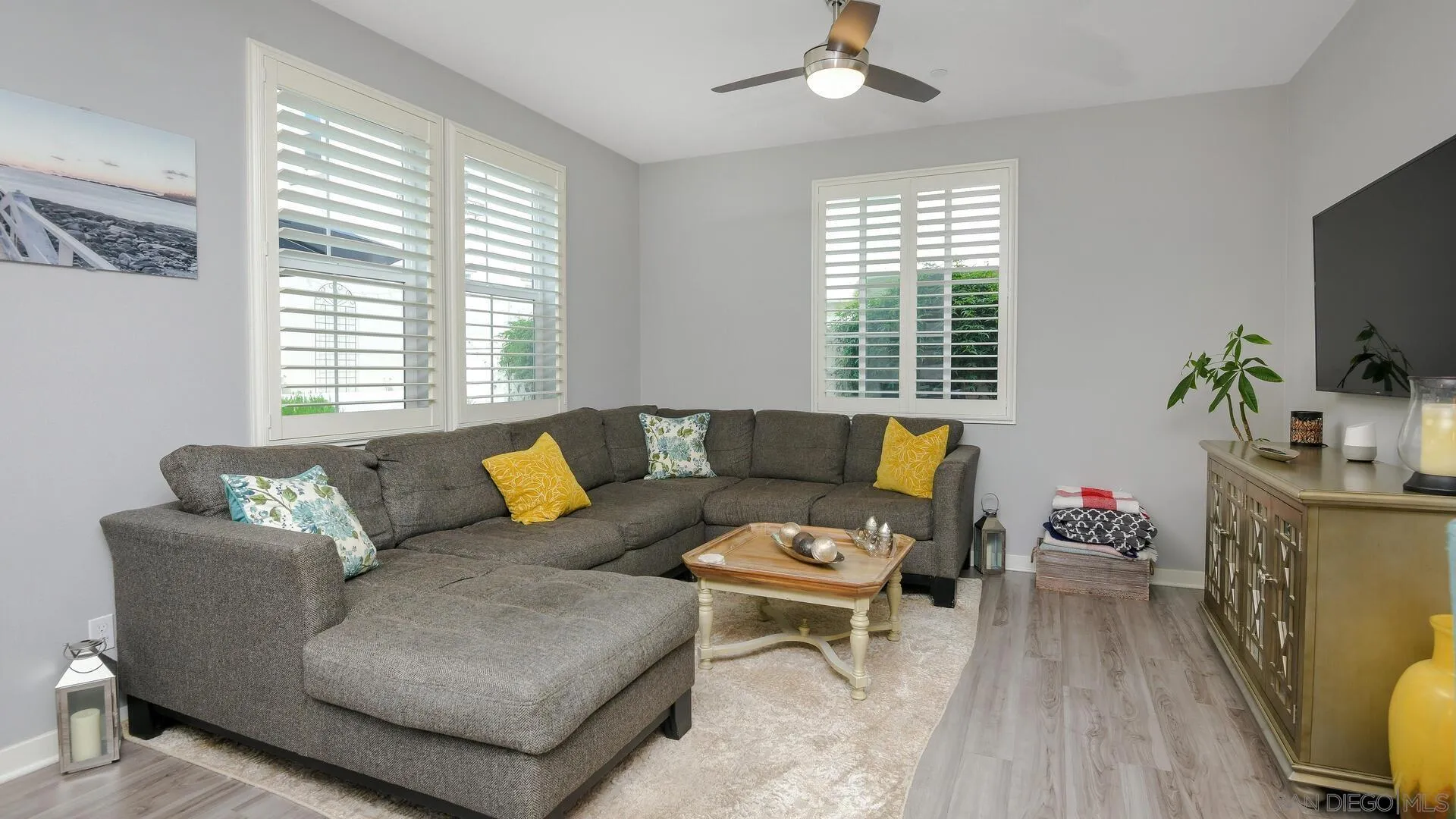 4106 Via Del Rey Oceanside, CA 92057 - Photo 2 of 24 Gallery Image 2