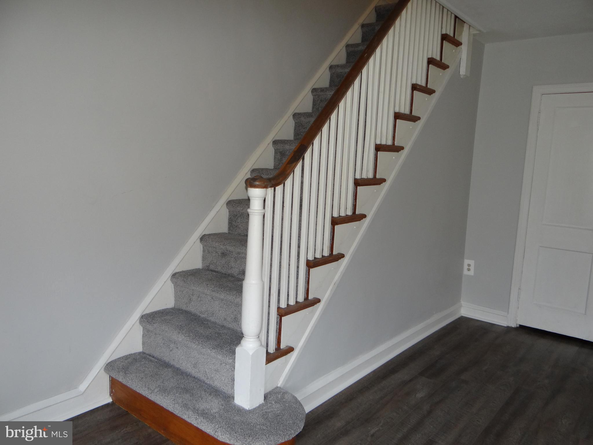 6744 Rutland Street Philadelphia, PA 19149 - Photo 10 of 44 a view of entryway