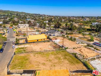 $1,595,000 | 16814 Bollinger Drive, Pacific Palisades, CA 90272