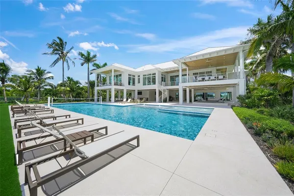 $22,500,000 | 612 Juan Anasco Drive, Longboat Key, FL 34228