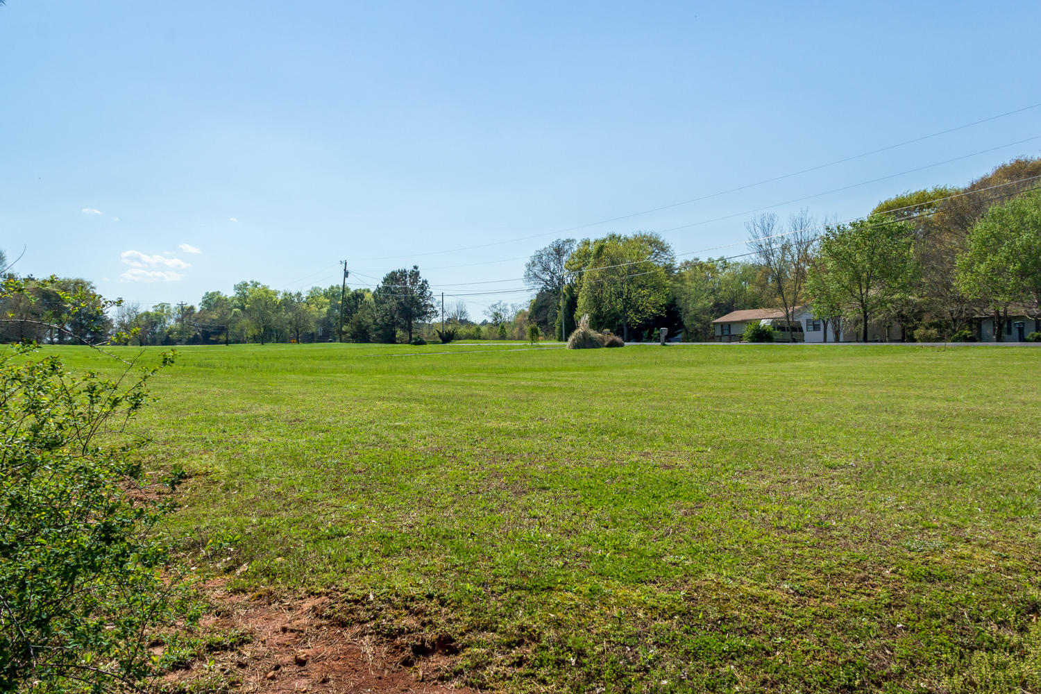 134 Circle R Drive Benton, TN 37307 - Photo 8 of 34 134_Circle_R_Dr_08