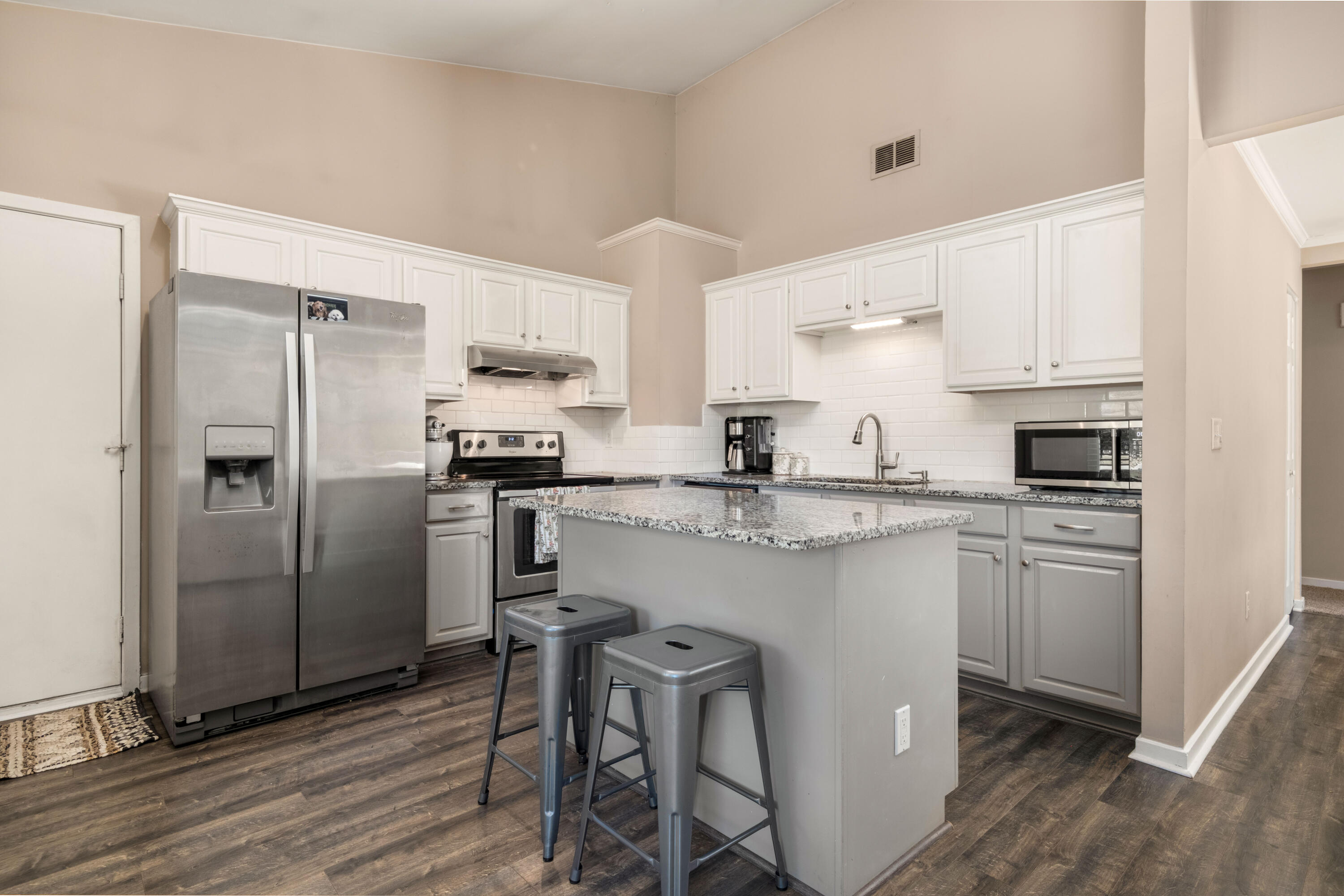 1160 Shoreham Road Charleston, SC 29412 - Photo 4 of 16 1160 Shoreham Rd_Eterna Media-24