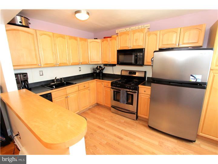 12488 Sweet Briar Road Philadelphia, PA 19154 - Photo 6 of 25