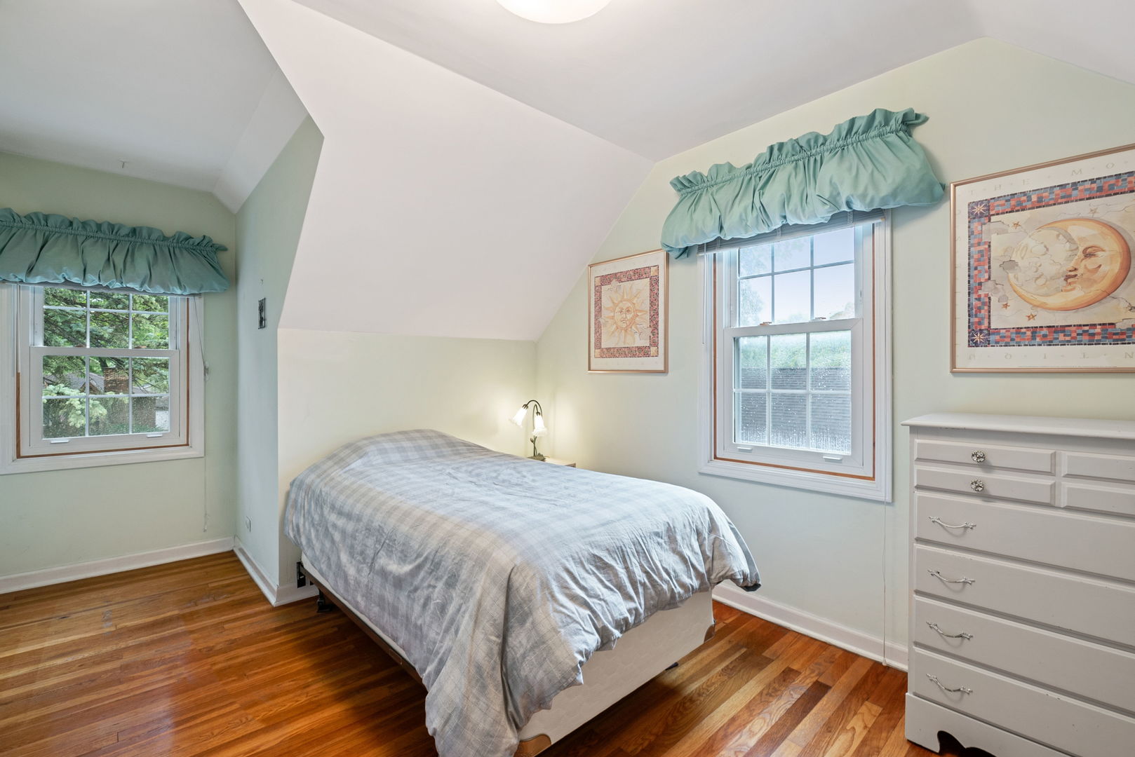 1656 Pine Road Homewood, IL 60430 - Photo 15 of 23 a bedroom with a bed and a window