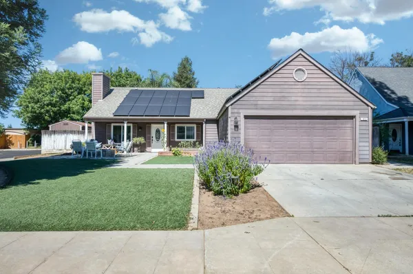 $485,000 | 1012 North Adler Avenue, Clovis, CA 93611