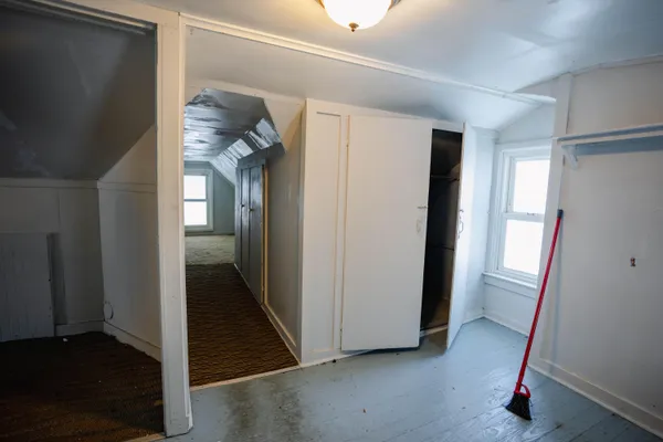 $69,900 | 5017 Christiansen Road, Lansing, MI 48910