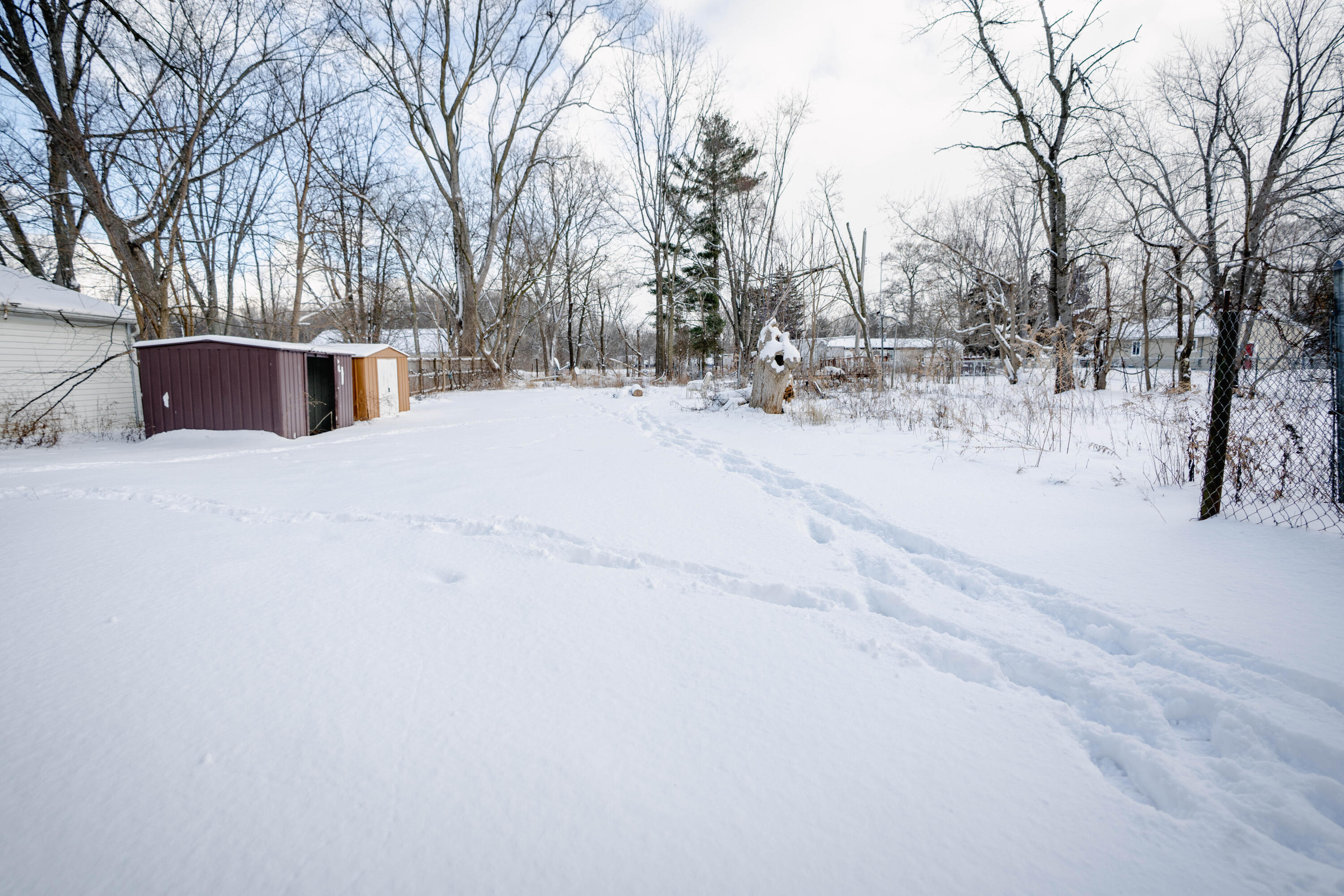 5017 Christiansen Road Lansing, MI 48910 - Photo 16 of 17 DSC02681