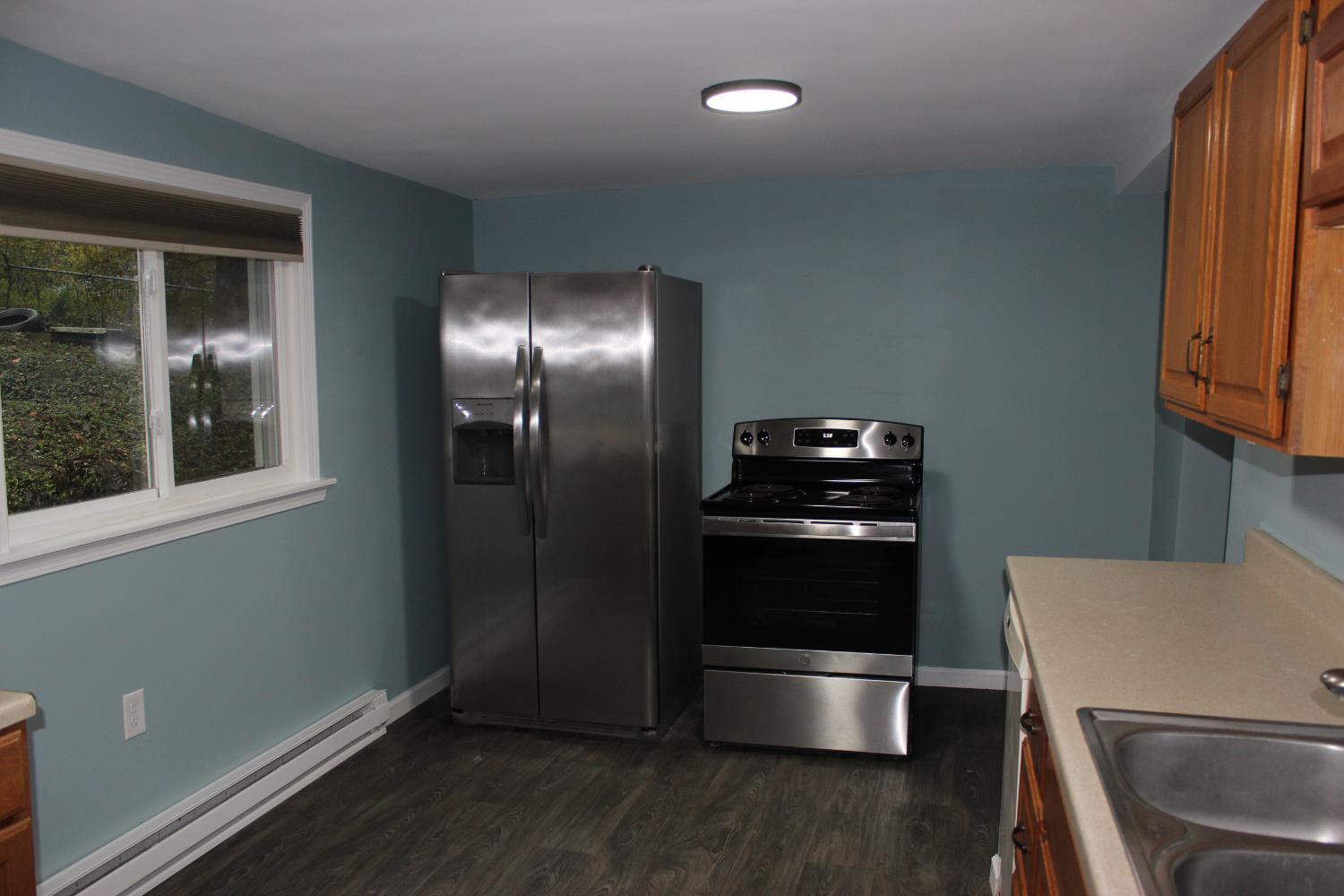 137 West Conwell Street Aurora, IN 47001 - Photo 9 of 22