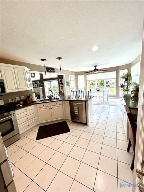 8708 Stone Post Road Sylvania, OH 43560 - Photo 8 of 34 Gallery Image 8