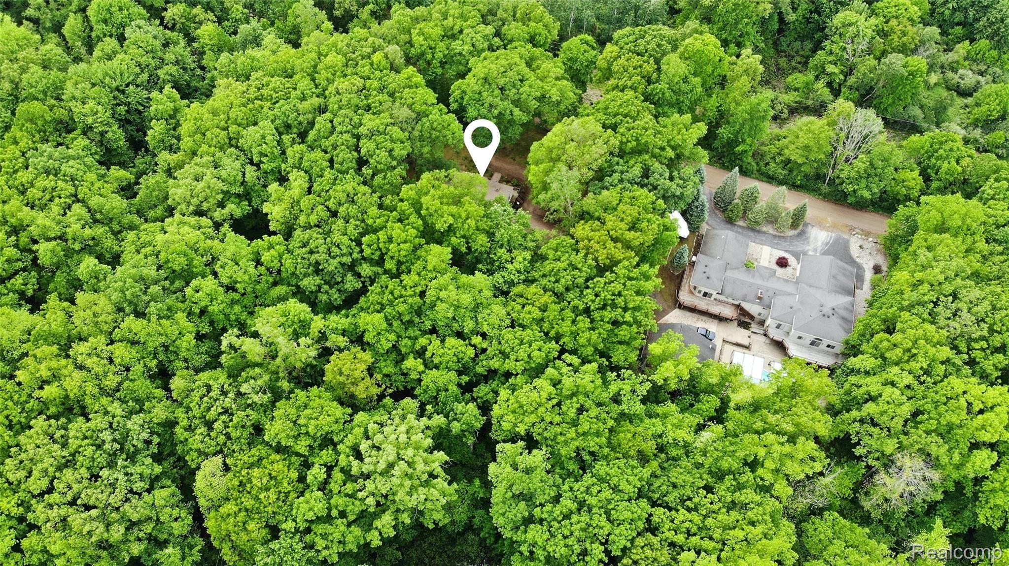 310 North Van Road Holly, MI 48442 - Photo 53 of 75 52) Aerial Back.jpg