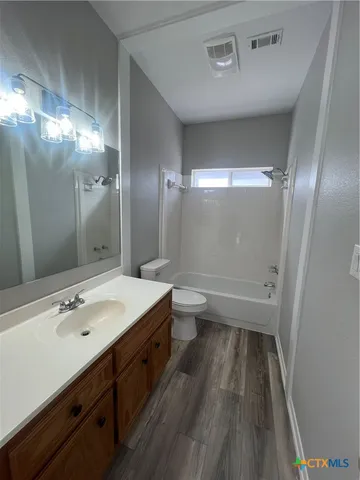 $2,400 | 5899 Denmans Loop, Belton, TX 76513