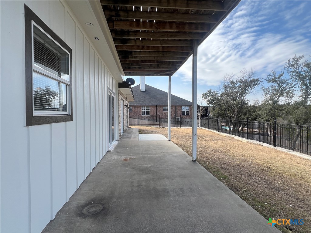 5899 Denmans Loop Belton, TX 76513 - Photo 20 of 35 a view of a porch