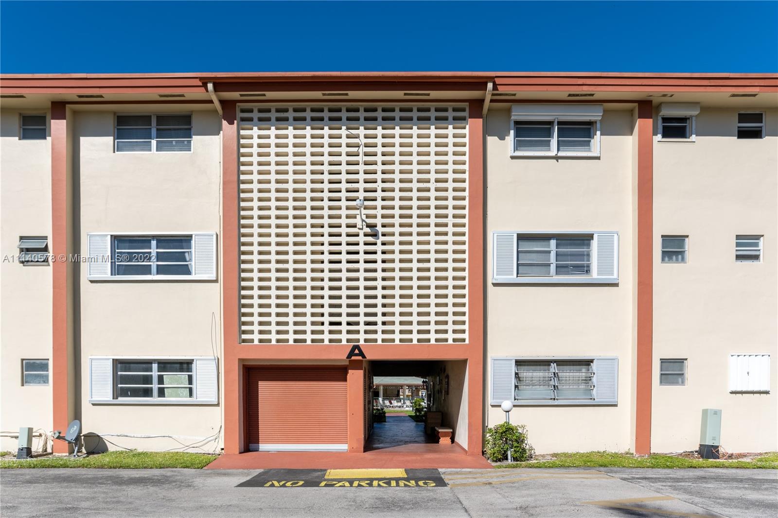 5300 Washington Street, Unit A234 Hollywood, FL 33021 - Photo 28 of 42 a front view of a house with a parking space