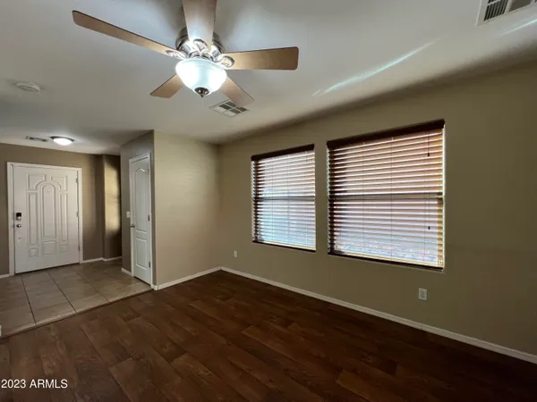 $2,095 | 2709 East Bart Street, Gilbert, AZ 85295