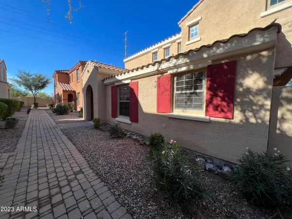 $1,995 | 2709 East Bart Street, Gilbert, AZ 85295