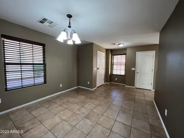 $2,095 | 2709 East Bart Street, Gilbert, AZ 85295