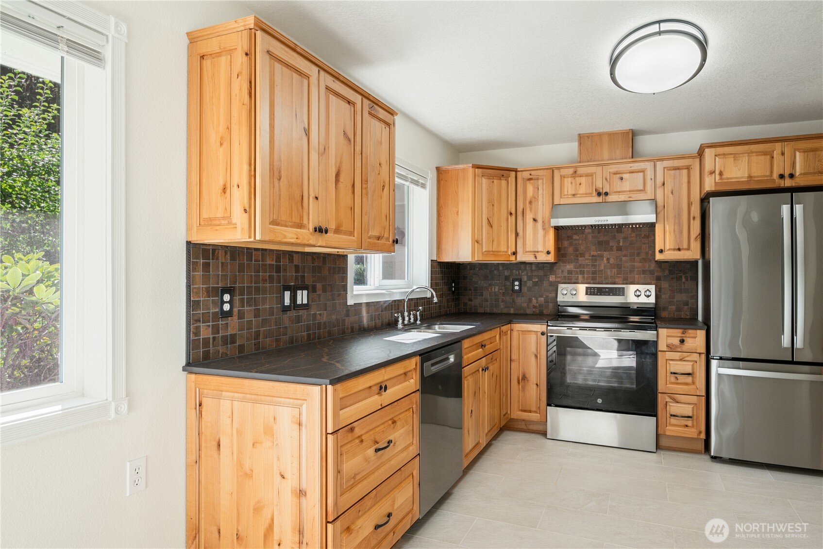 2949 Laurel Road Longview, WA 98632 - Photo 10 of 39 Gallery Image 10
