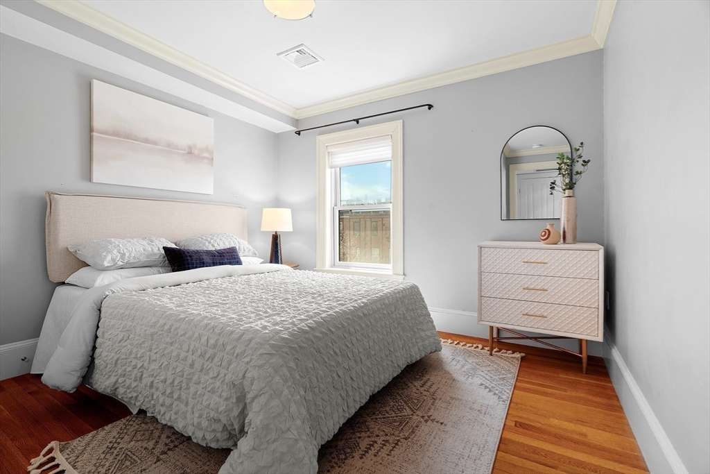 28 Rutland Square, Unit 3 Boston, MA 02118 - Photo 25 of 34 Gallery Image 25
