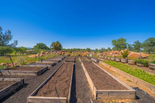 $765,000 | 25130 Aoudad Drive, Anderson, CA 96007