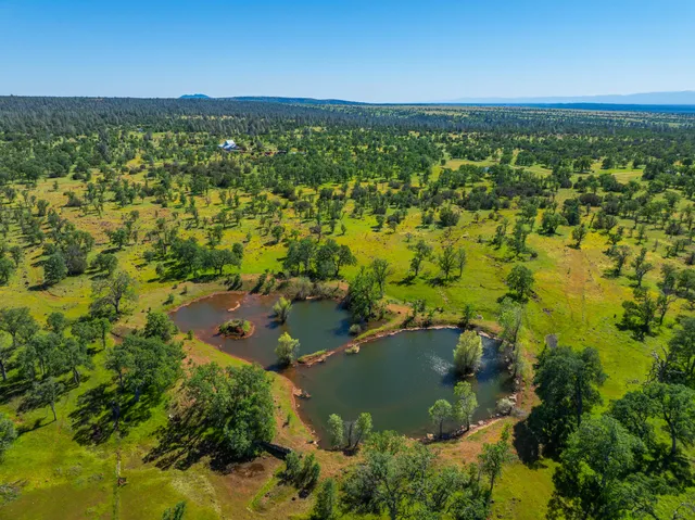 $765,000 | 25130 Aoudad Drive, Anderson, CA 96007