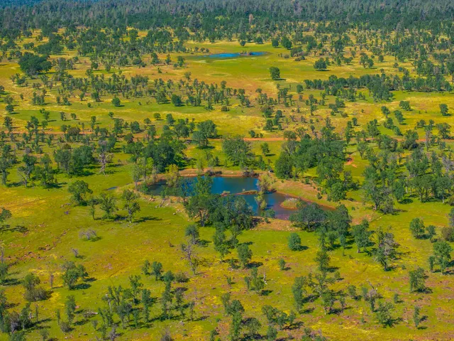 $765,000 | 25130 Aoudad Drive, Anderson, CA 96007