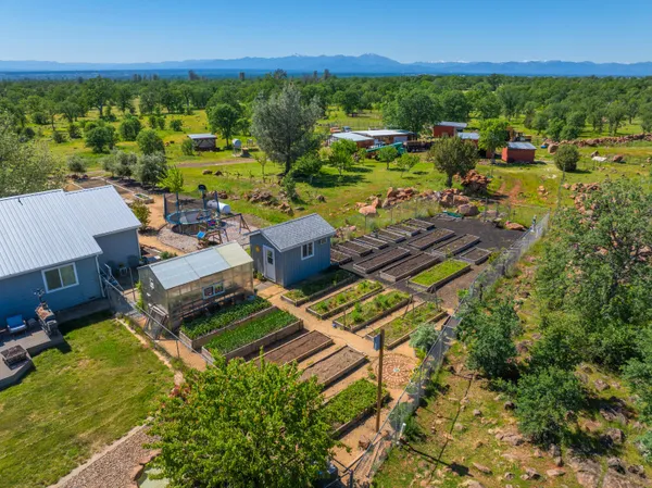 $765,000 | 25130 Aoudad Drive, Anderson, CA 96007