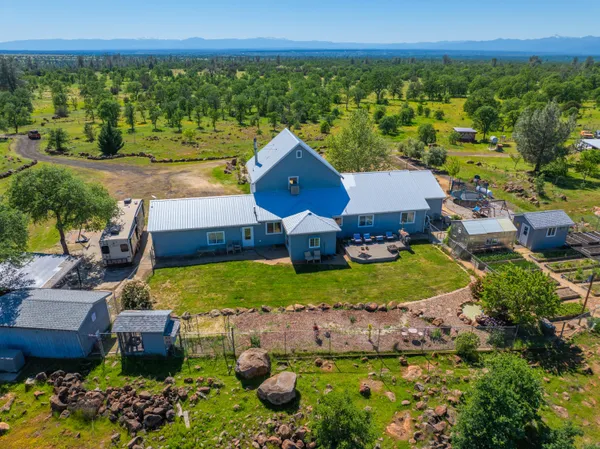 $765,000 | 25130 Aoudad Drive, Anderson, CA 96007