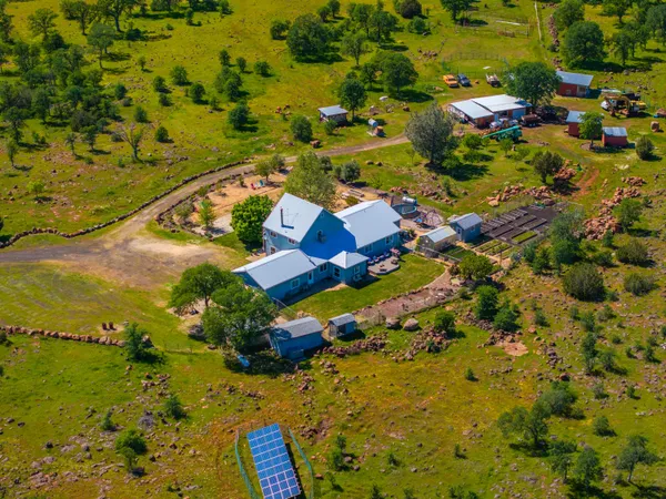 $765,000 | 25130 Aoudad Drive, Anderson, CA 96007