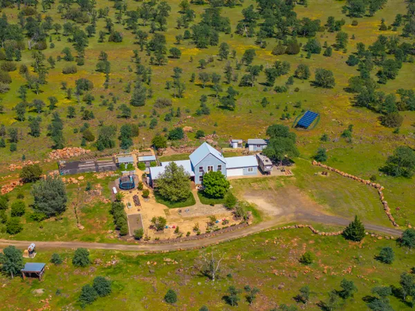 $765,000 | 25130 Aoudad Drive, Anderson, CA 96007