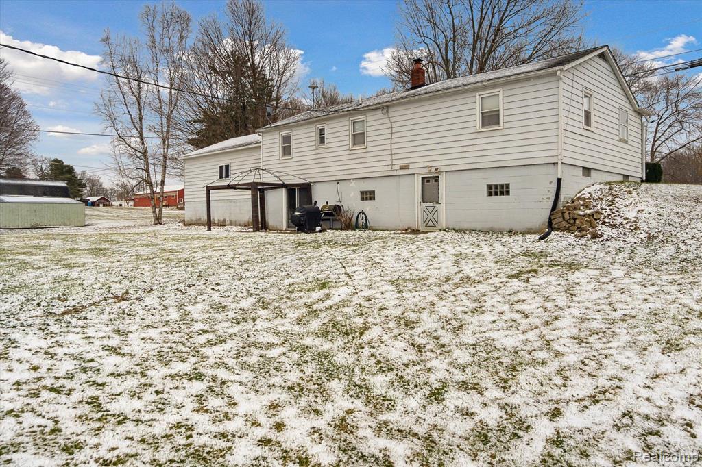 3488 Bronson Lake Road Lapeer, MI 48446 - Photo 32 of 39