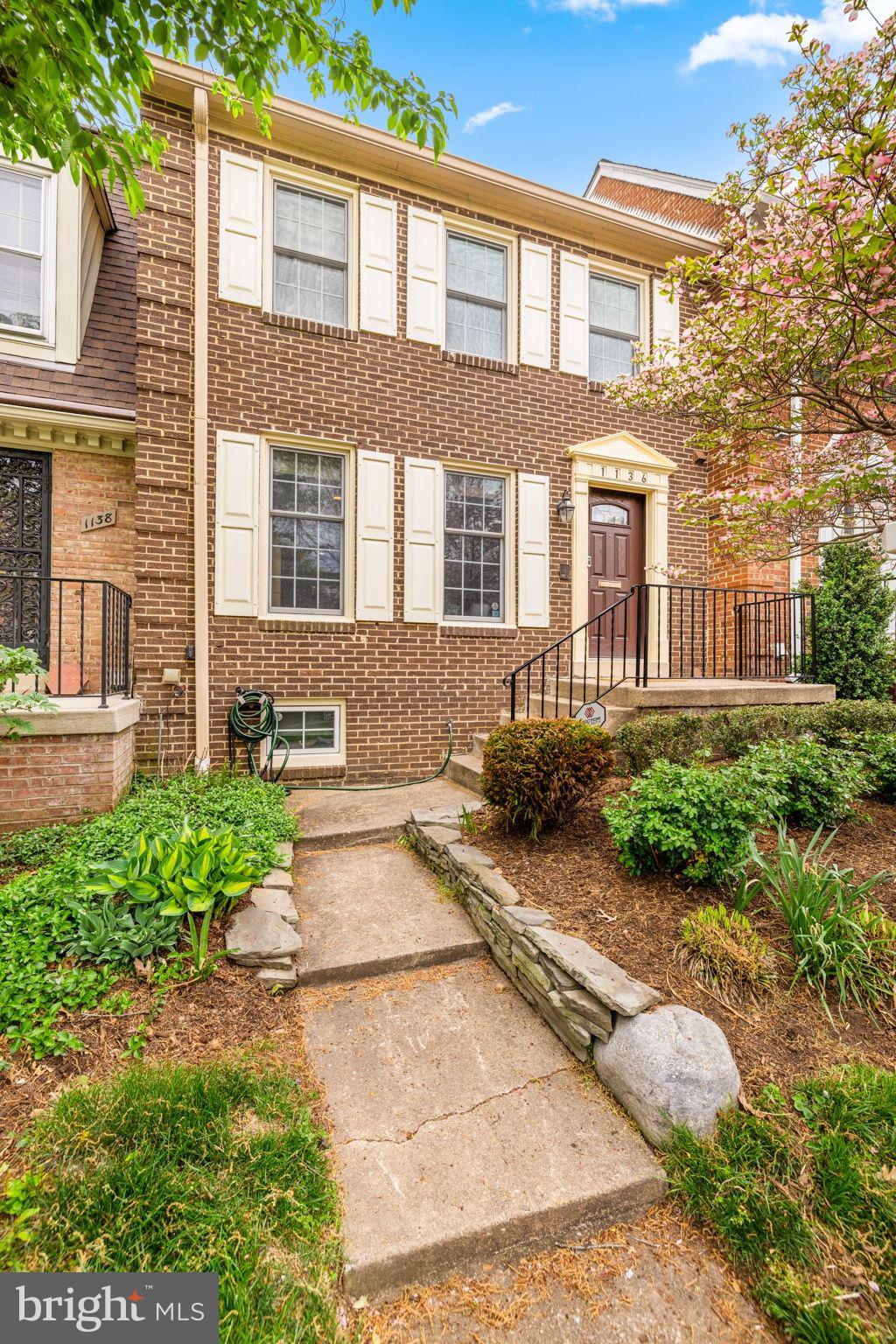 1136 Pine Hill Road