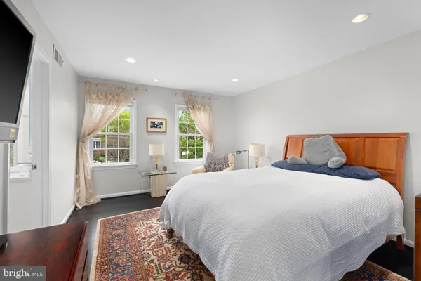 $5,000 | 1136 Pine Hill Road, McLean, VA 22101