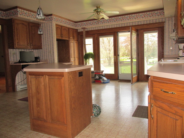 502 South Main Street Long Point, IL 61333 - Photo 7 of 24