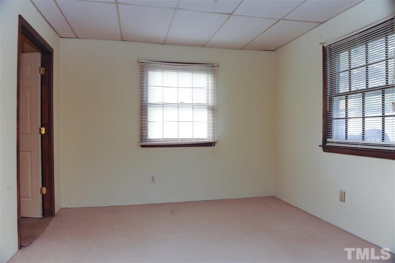 3012 Oldham Court Raleigh, NC 27604 - Photo 13 of 19 an empty room with windows