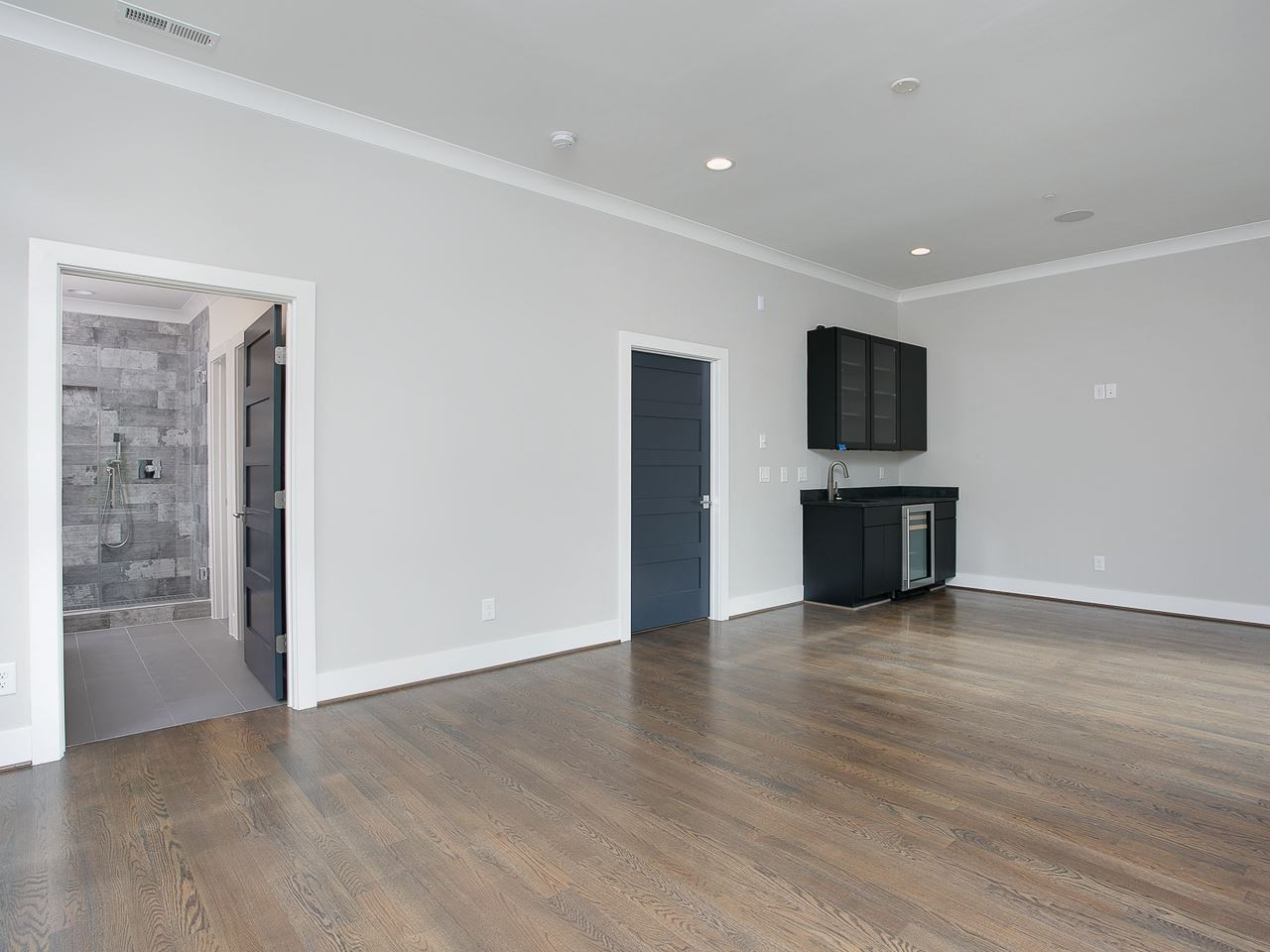2101 Cameron Manor Lane, Unit 111 Raleigh, NC 27605 - Photo 2 of 30 Photo 2