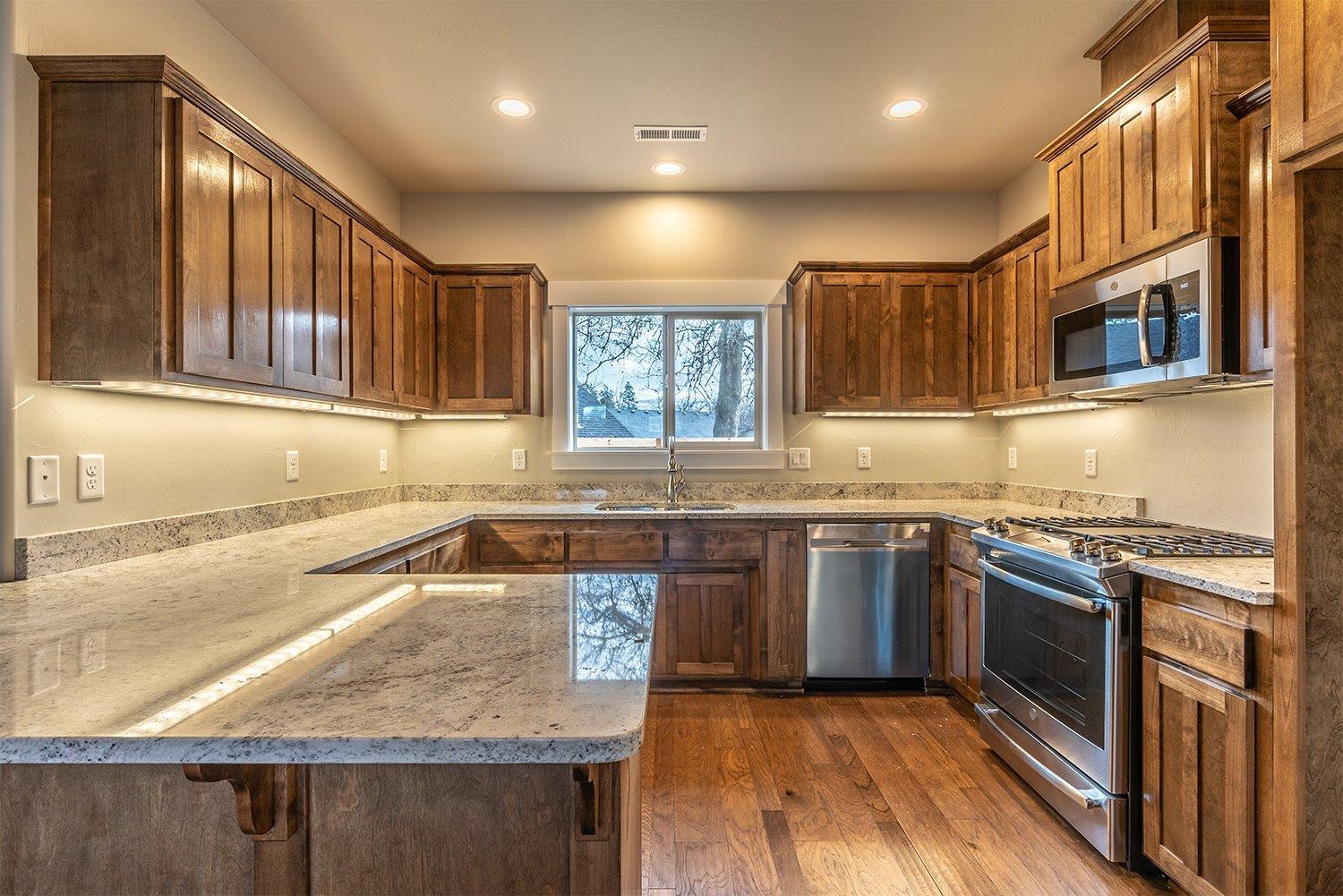 3639 Hilsinger Road Phoenix, OR 97535 - Photo 8 of 19 Additional Photo
