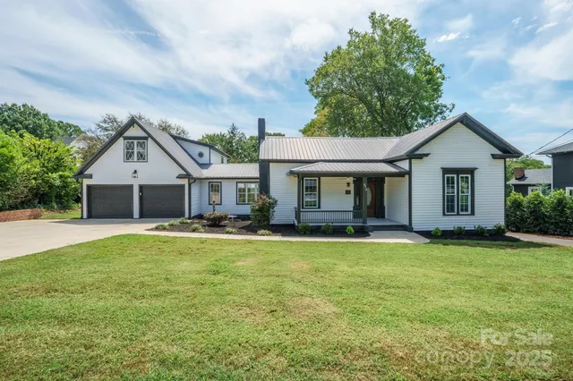 $1,649,999 | 315 South Main Street, Davidson, NC 28036