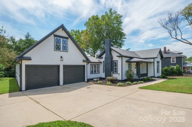 $1,649,999 | 315 South Main Street, Davidson, NC 28036