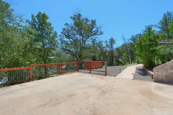 $899,000 | 5067 Stroming Road, Mariposa, CA 95338