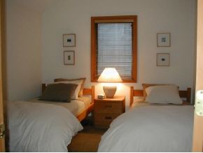 16 Little Brook Road Winhall, VT 05340 - Photo 7 of 12