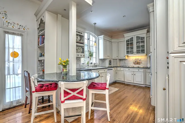 $1,890,000 | 152 West River Street, Milford, CT 06460