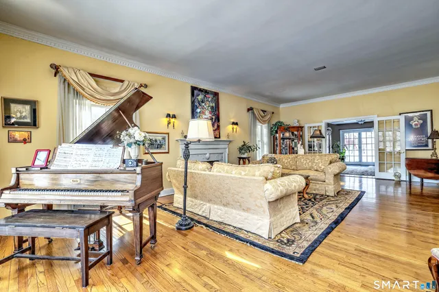 $1,890,000 | 152 West River Street, Milford, CT 06460