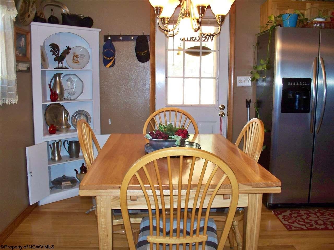 172 Raintree Boulevard Bridgeport, WV 26330 - Photo 5 of 25 Gallery Image 5