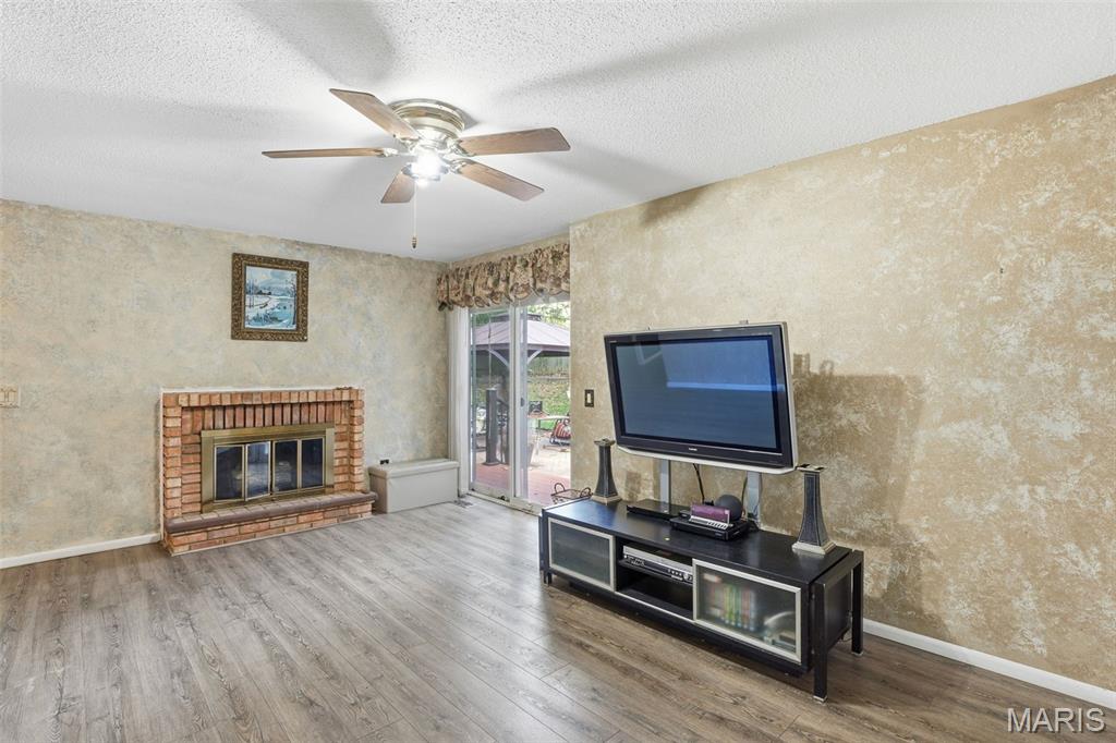 4921 Kerth Road St. Louis, MO 63128 - Photo 9 of 23 Gallery Image 9