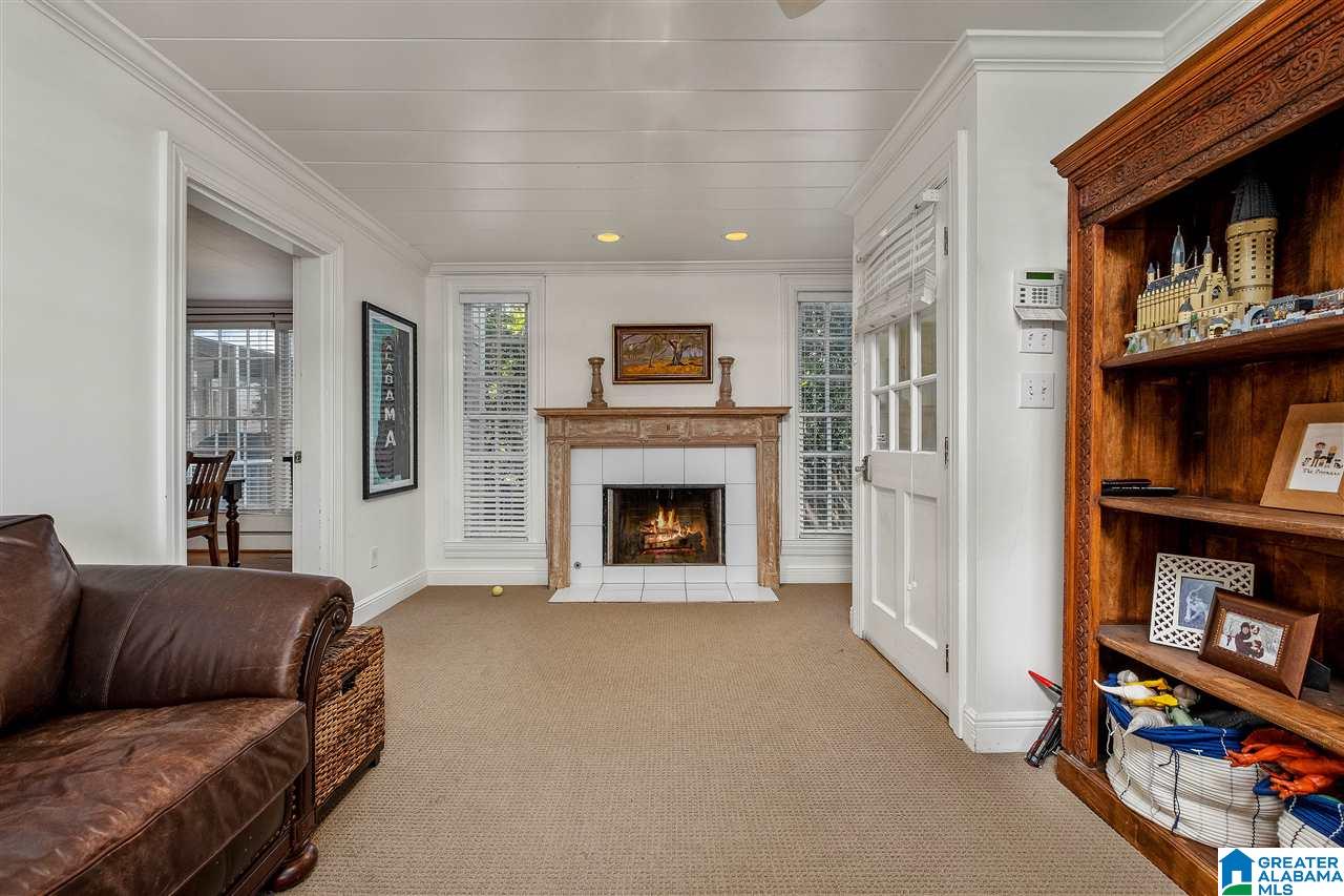 2411 Dolly Ridge Road Birmingham, AL 35243 - Photo 11 of 30 Gallery Image 11